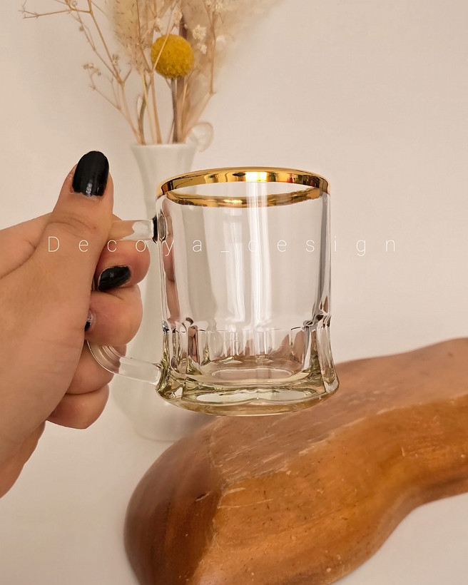 فنجان عینکی لب طلایی عسلی